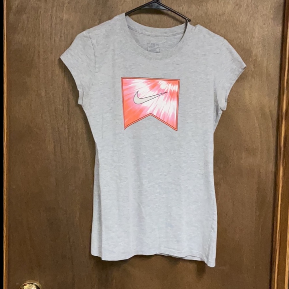 Nike Short Sleeve Shirt Extra Large